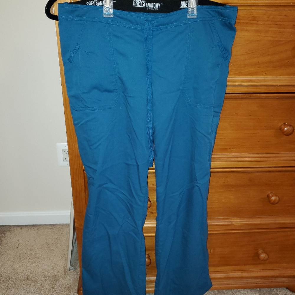 Scrub bottoms